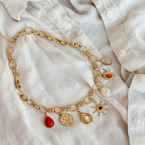 Metavasis Necklace